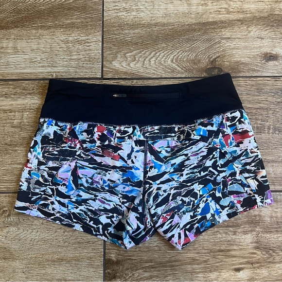 Lululemon Run Times Short II Size 4 Culture Clash Multi Black  Shorts - Picture 5 of 13
